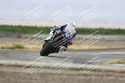 media/May-03-2025-CRA (Sat) [[22b18d099a]]/Races/Race 2/
